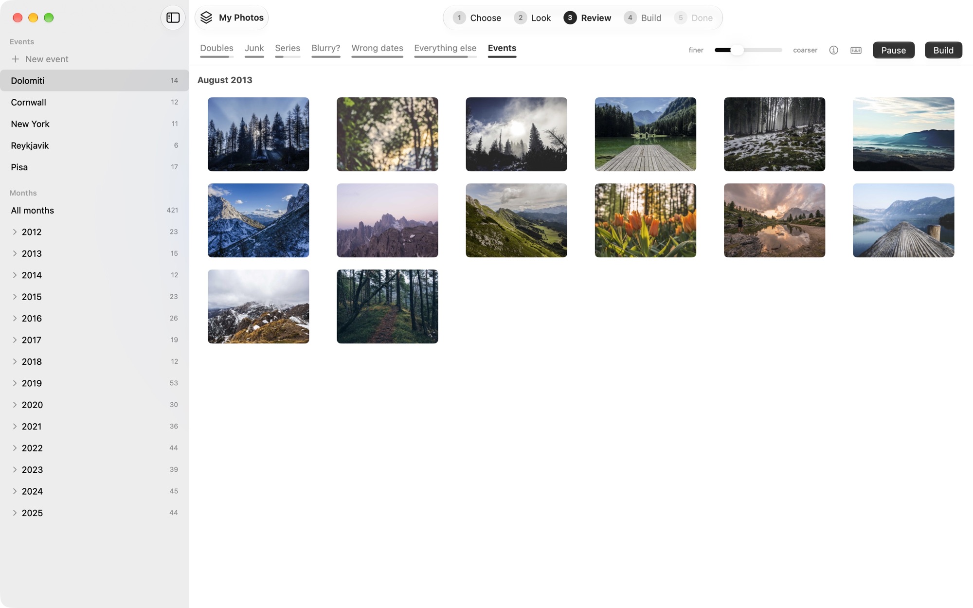 PhotoReunion, Events: the album Dolomiti with 14 mountain photos, the other trips and the months on the left.